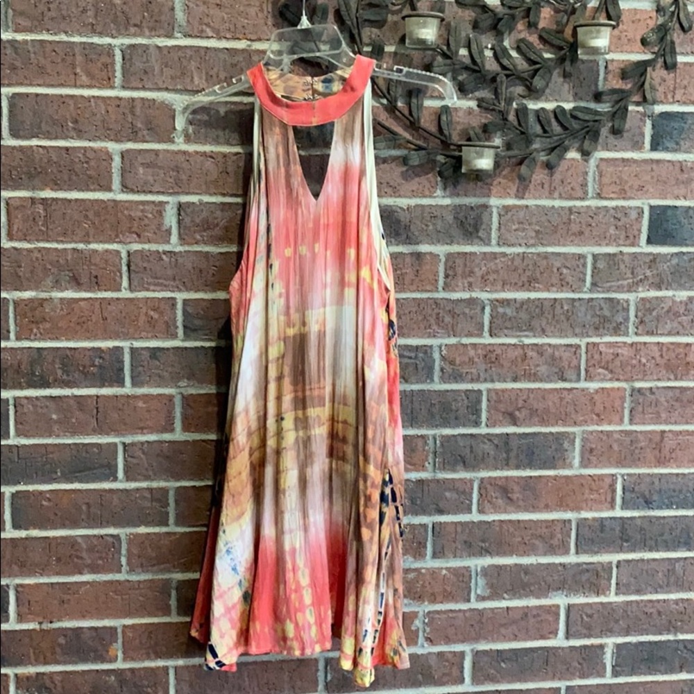 Entro size large tie dye dress boho keyhole neck